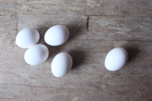 離乳食の卵白のあげ方は 卵の進め方やスケジュール 錦糸卵でもok 冷凍保存やレシピも紹介